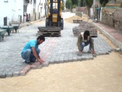 Horasan'da yollar yenileniyor